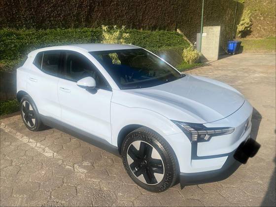 VOLVO EX30 51 KW ELÉTRICO CORE